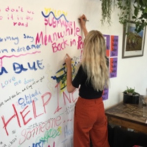 The public write on the lyric wall